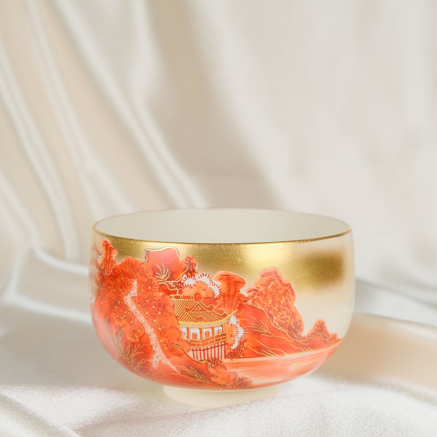Golden Pagoda - Matcha bowl by Nakata Kinpo