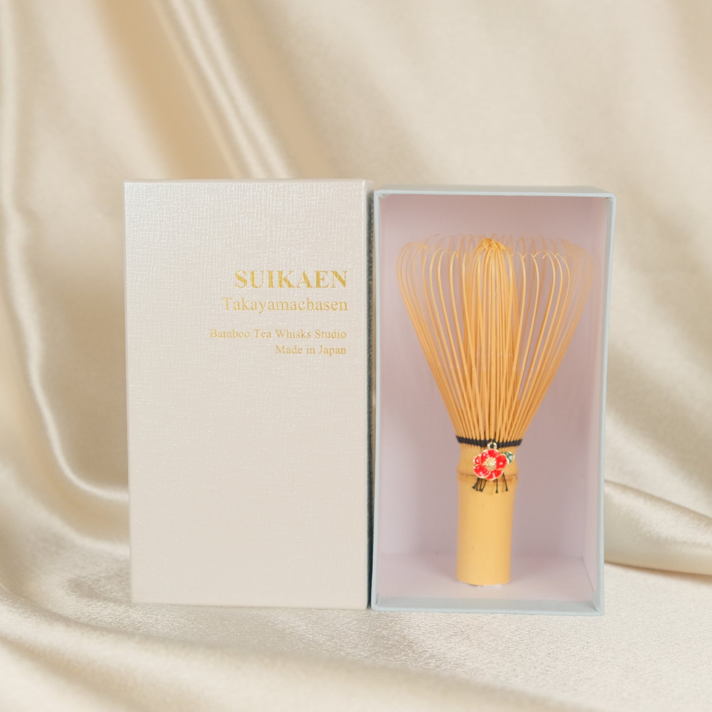Suikaen “Tsubaki” - Matcha Whisk