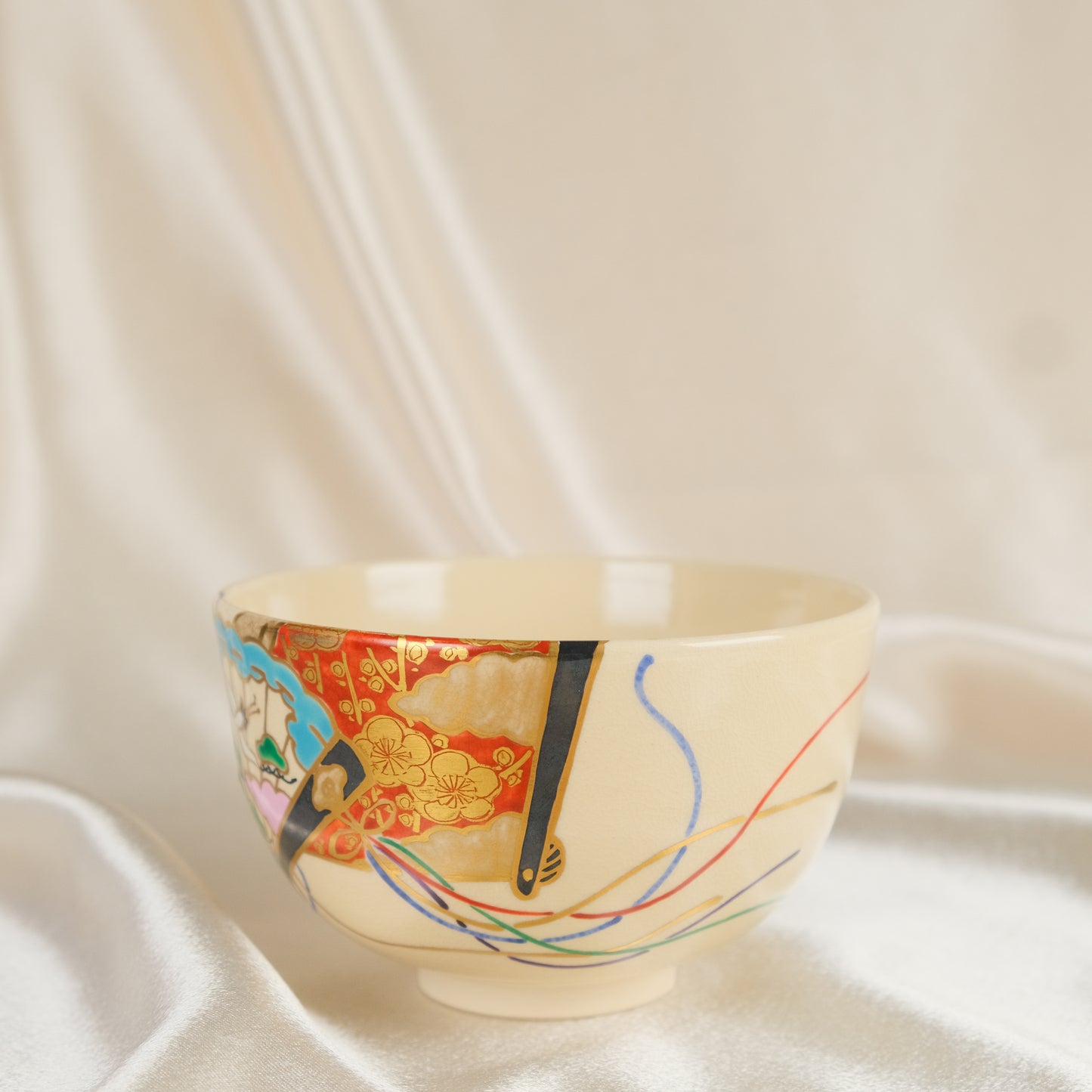 Golden Fans & Eternal Cranes - Matcha bowl by Kōdaiji Kiln