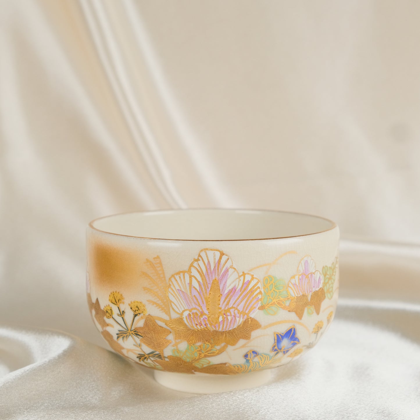 Orchid Beauty - Matcha bowl by Kutani