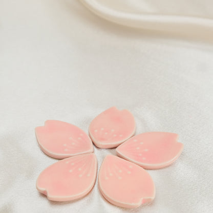 Sakura Petal – Matcha Scoop (Chashaku) Rest